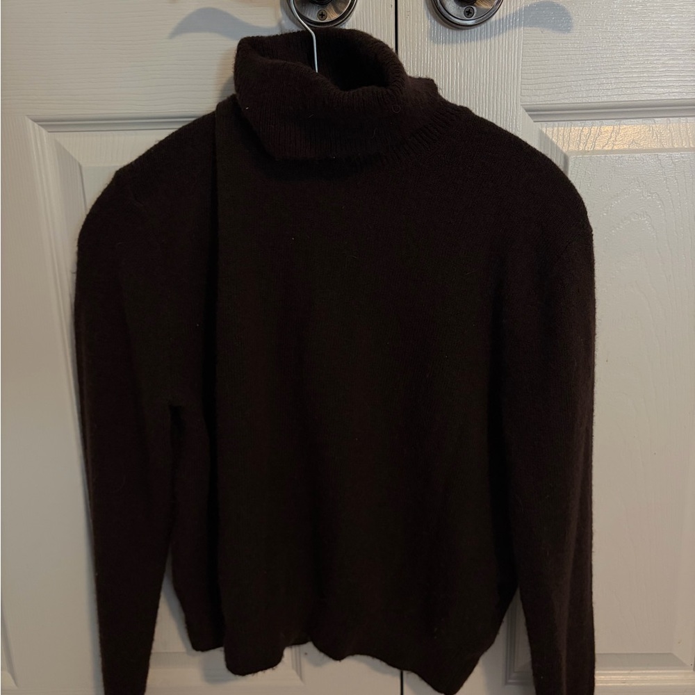 H&M Women's Brown Turtleneck Sweater